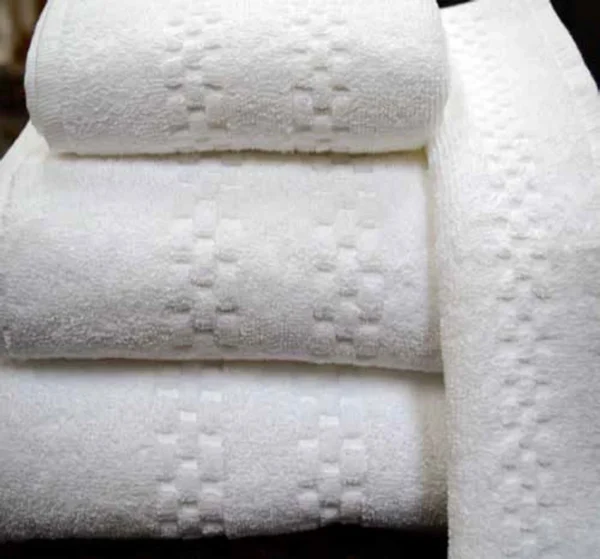 Bath Sheet / Pool Towel – White Oxford Viceroy Towel - Image 3