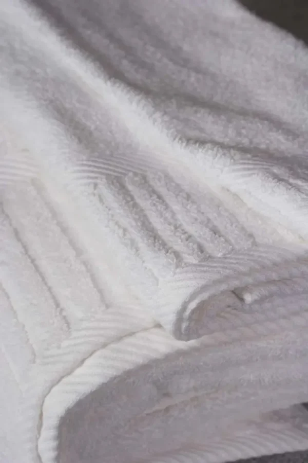 Bath Sheet / Pool Towel – White Oxford Signature Towel in the USA